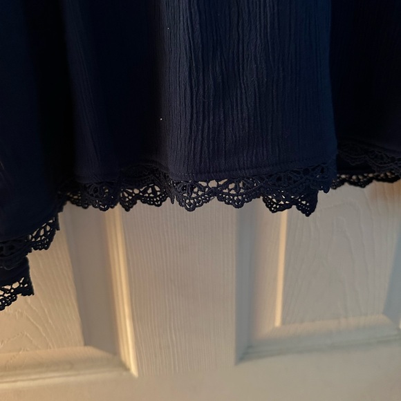 Top - Picture 3 of 5